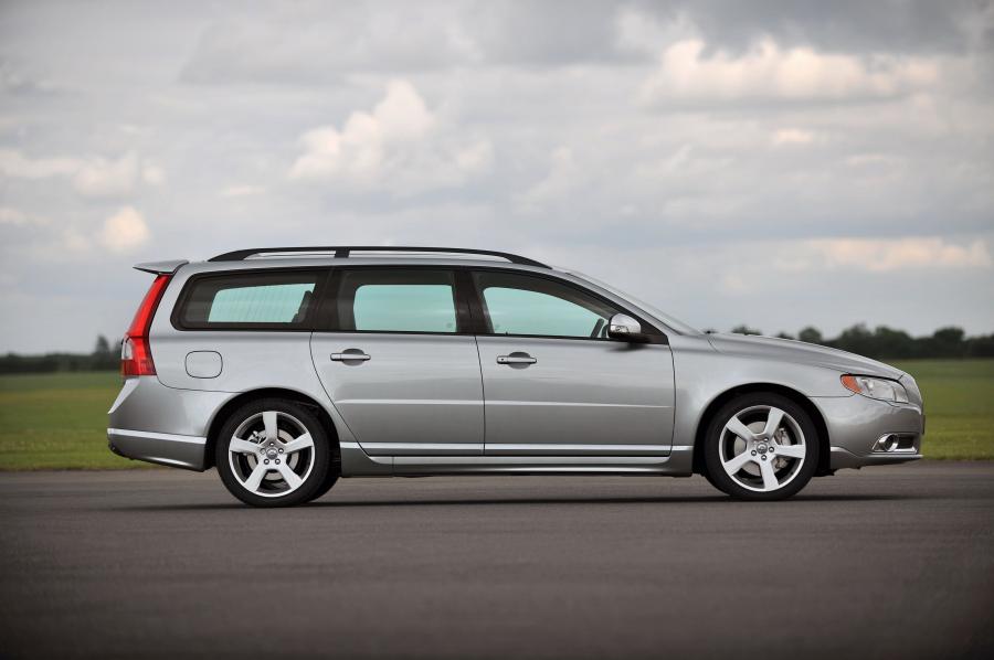  Volvo V70 2010 года  (фото 29 из 62)